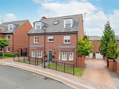 5 Bedroom Detached House For Sale In Grappenhall