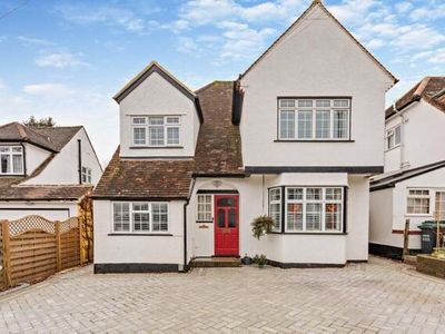 5 Bedroom Detached House For Sale In Rickmansworth
