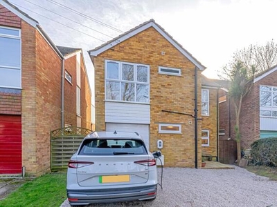 5 Bedroom Detached House For Sale In Sunbury On Thames