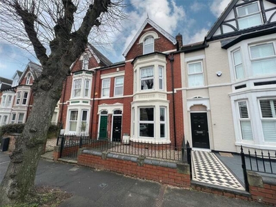 5 Bedroom Terraced House For Sale In Old Town, Swindon