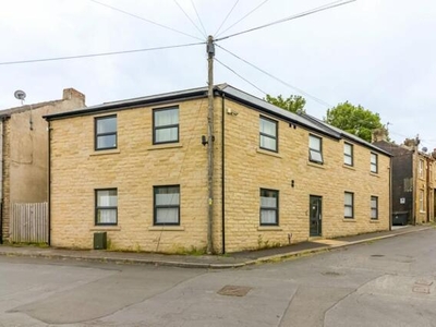 6 Bedroom Apartment For Sale In Newsome, Huddersfield