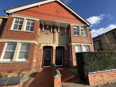 6 Bedroom Semi-detached House For Rent In Headington, Oxford