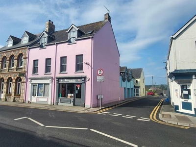 8 Bedroom Property For Sale In Tenby