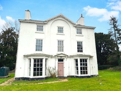 9 Bedroom Detached House For Sale In Welshpool, Powys