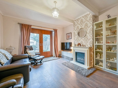 House in Ruislip Road East, Hanwell, W7