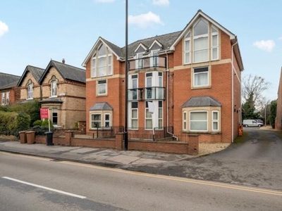 2 Bedroom Apartment For Sale In Lincoln, Lincolnshire