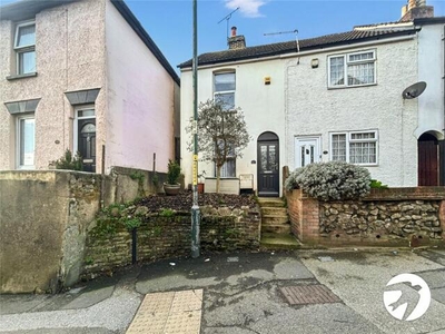 2 Bedroom End Of Terrace House For Sale In Rochester, Kent