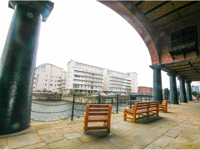 2 Bedroom Flat For Rent In North Quay Wapping Quay