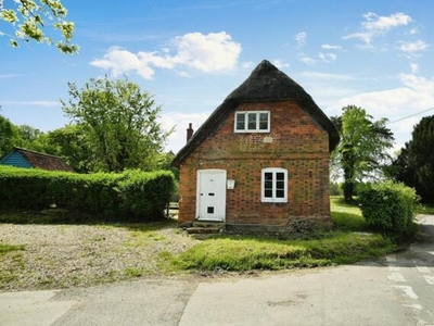 2 Bedroom Semi-detached House For Sale In Marlborough