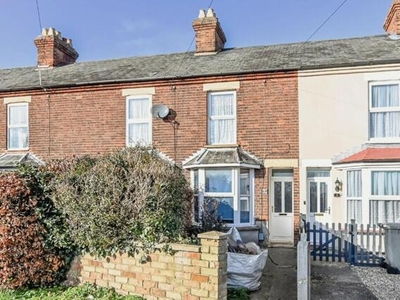 2 Bedroom Terraced House For Sale In Bedford, Bedfordshire