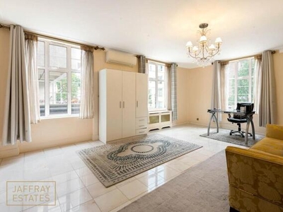 3 Bedroom Apartment For Sale In Marylebone, London