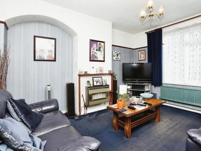 3 Bedroom End Of Terrace House For Sale In Bromley