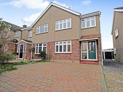 3 Bedroom Semi-detached House For Sale In Billericay, Essex