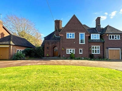 5 Bedroom House Knowle Solihull