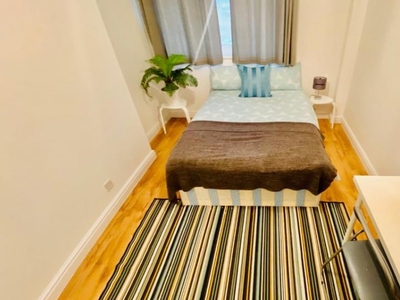 Room in a 4-Bedroom Apartment for rent in Westminster, Londo