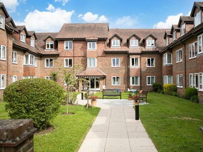 1 Bedroom Shared Living/roommate East Sussex West Sussex