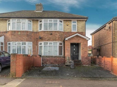 4 Bedroom House Stanmore Greater London