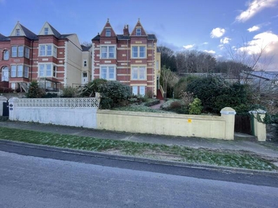 7 Bedroom House The Crescent IOM