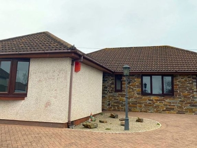 Bungalow to rent in Primrose Close, Roche, St. Austell PL26