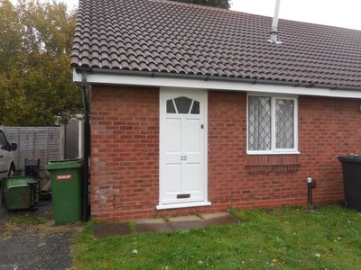 Cottage to rent in Snowdon Way, Wolverhampton WV10