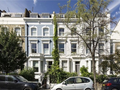 Flat for sale in Lancaster Road, Notting Hill, London W11.