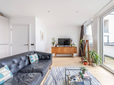 Flat in Bree Court, Colindale, NW9
