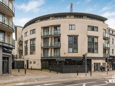 Flat to rent in Avalon, West Street, Brighton And Hove BN1