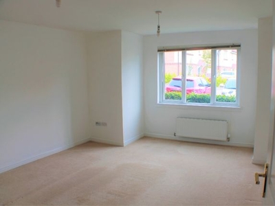 Flat to rent in Duthac Court, Dunfermline, Fife KY11
