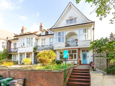 Flat to rent in Dyke Road, Brighton, East Sussex BN1