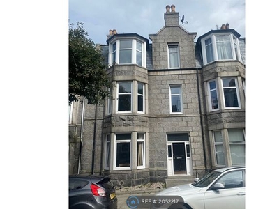 Flat to rent in Great Western Place, Aberdeen AB10