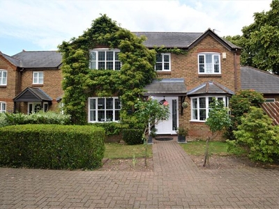 Link-detached house for sale in Kings Oak, Whitegates Close, Croxley Green WD3