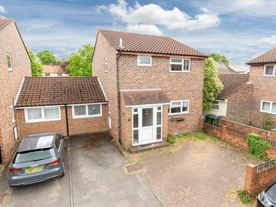 Link-detached house to rent in Rodney Road, Walton-On-Thames KT12