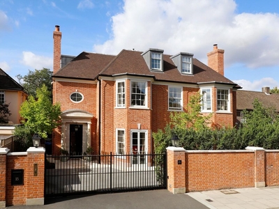 Luxury 7 bedroom Detached House for sale in London, United Kingdom