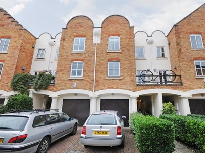 Property to rent in Herons Place, Isleworth, Middlesex TW7