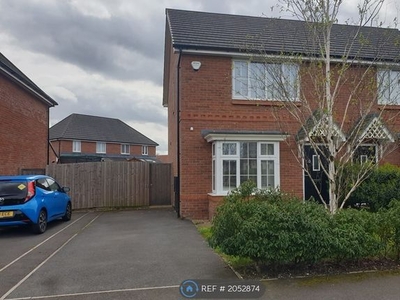 Semi-detached house to rent in Lapwing Lane, Stockport SK5