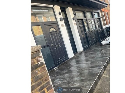 Terraced house to rent in Scott Street, Maidstone ME14