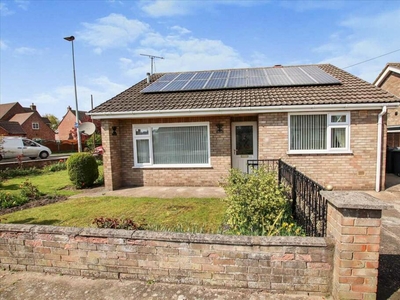3 bedroom bungalow for sale in St. Davids Road, North Hykeham, Lincoln, LN6