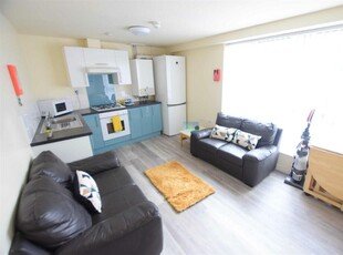 1 bedroom flat share for rent in Brayford Court - Student Apartment Share - 24/25, LN1