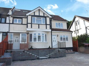 1 bedroom apartment for rent in Brighton Road, Coulsdon, Surrey, CR5