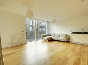 1 bedroom apartment for rent in Durham Wharf Drive, Brentford TW8