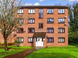 1 bedroom apartment for rent in Lesley Place Buckland Hill ME16