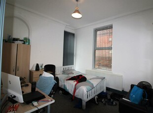 1 bedroom apartment for rent in Park Road, Nottingham, NG7