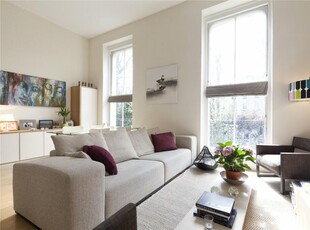 1 bedroom apartment for rent in Porchester Square, London, W2