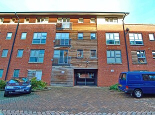 1 bedroom apartment for rent in The Quadrant, Chimney Steps, Temple Quay, BS2