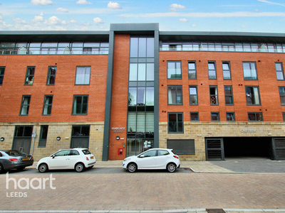 1 bedroom apartment for sale in Mabgate, Leeds, LS9