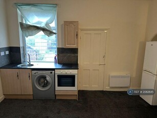 1 bedroom flat for rent in Balby Road, Doncaster, DN4