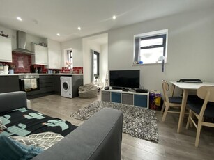 1 bedroom flat for rent in Park Place, Cathays Park, CF10
