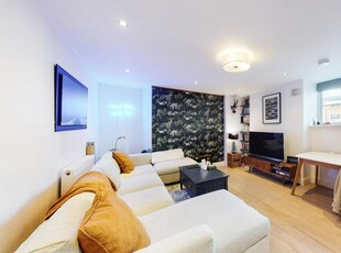 1 bedroom flat for rent in Regents Wharf, Wharf Place, E2