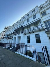 1 bedroom flat for rent in Sussex Square BN2 1GE, BN2
