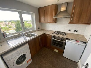 1 bedroom flat for rent in Trinity Road, Bounds Green, N22